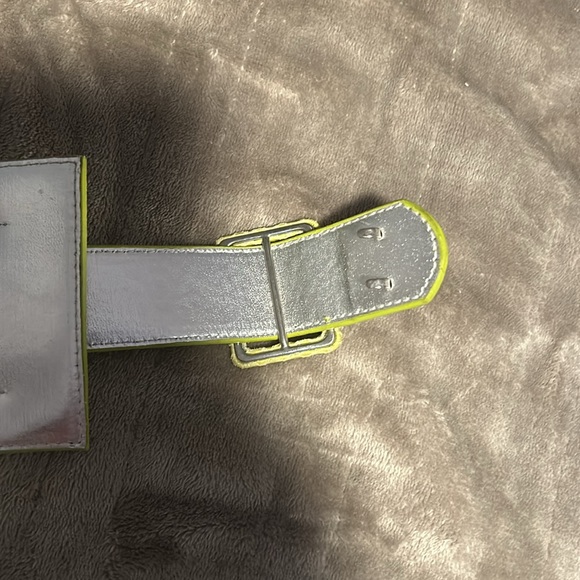 ❌❌SOLD❌❌Bebe belt - Picture 4 of 4